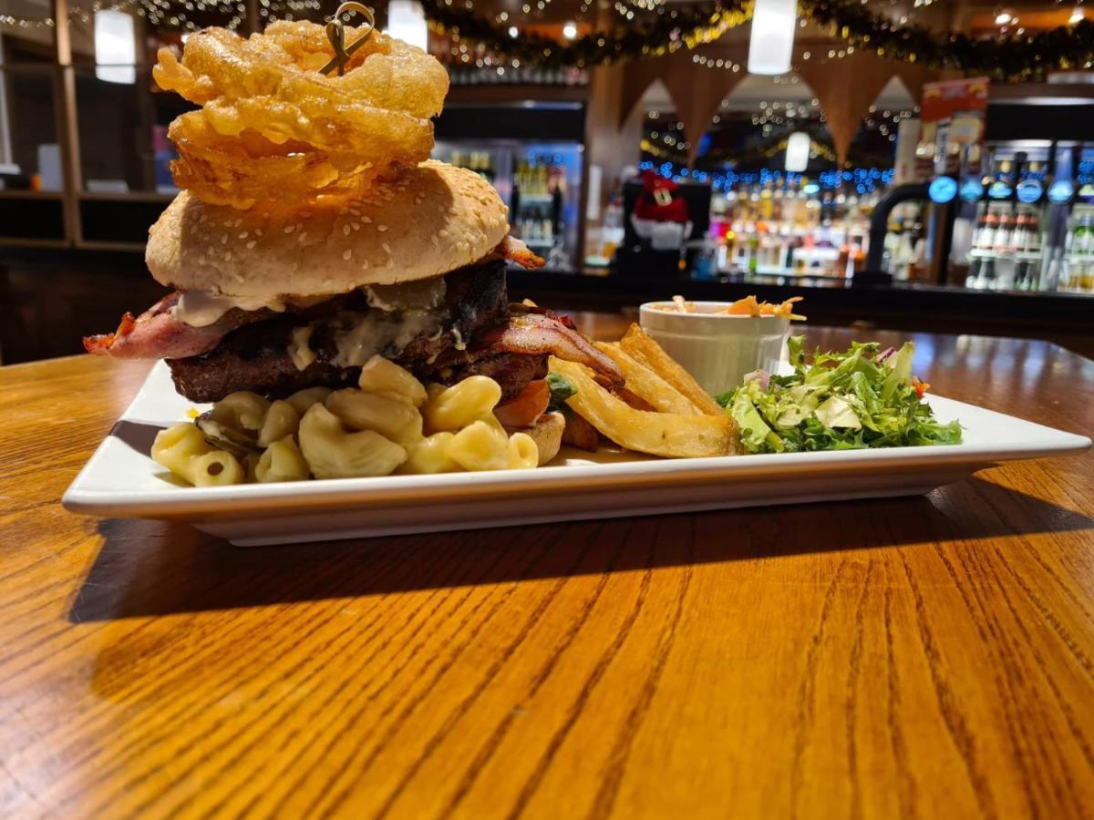 Salutation Hotel 金罗斯 外观 照片