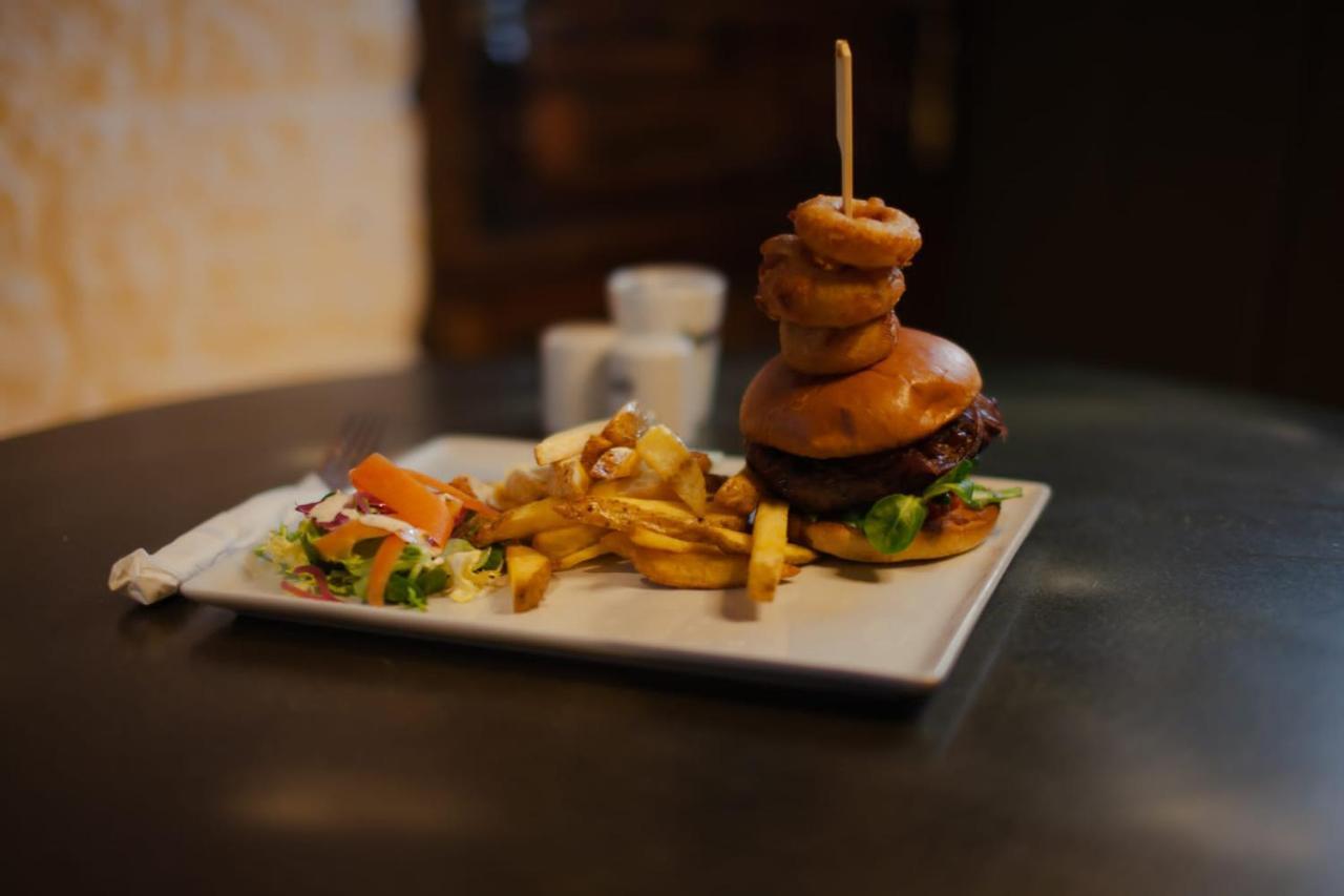 Salutation Hotel 金罗斯 外观 照片